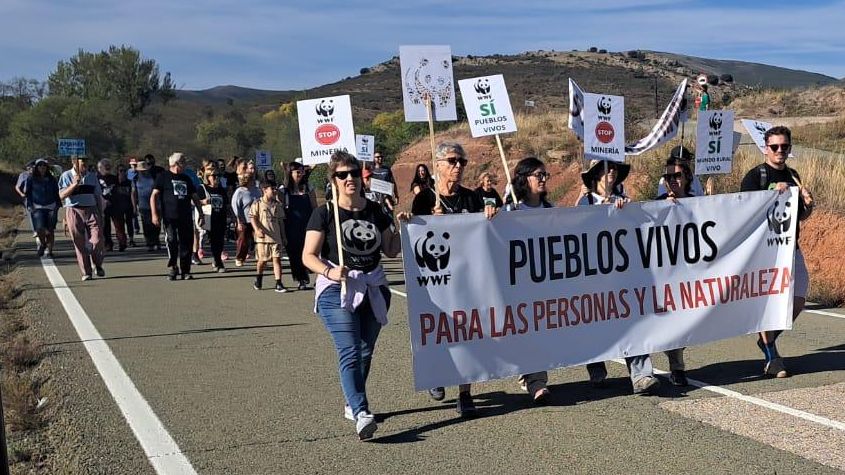 Movilización contra la mina