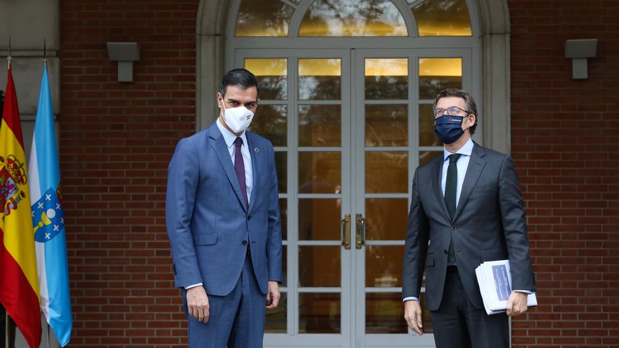 Las comunidades se benefician de los impuestos sobre la luz y la gasolina que según Feijóo "forran" al Gobierno