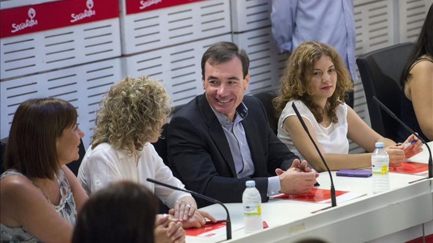 El PSOE cree que las declaraciones del alcalde de Vitoria alimentan la xenofobia