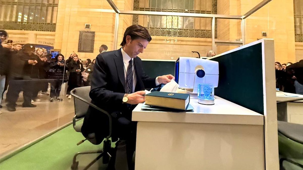 La original acción promocional de 'Separación' por su vuelta a Apple TV+: de la ficción a la realidad en Nueva York