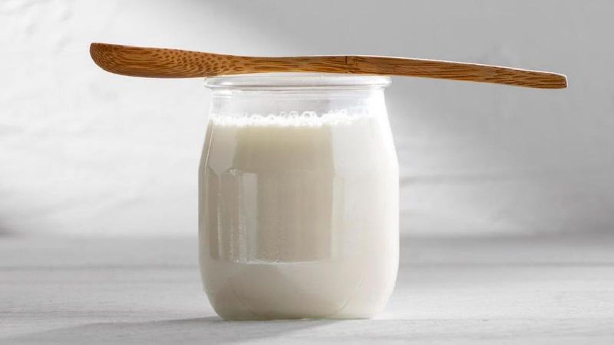 Una vez listo, puedes consumir el kéfir al momento