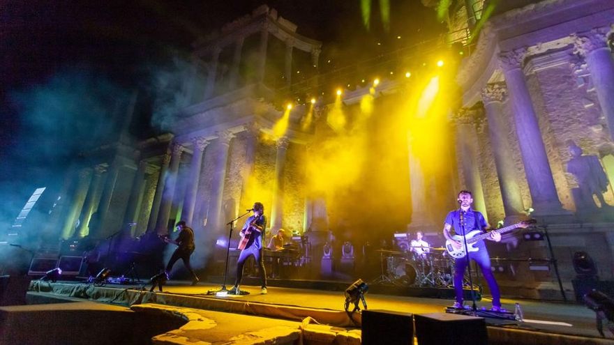 Zaz, Izal, Pablo Alborán y Miguel Ríos estarán este verano en el Teatro de Mérida