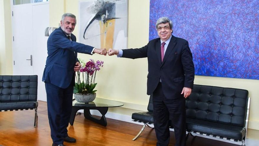 Lluis Serra Majem, rector de la ULPGC, y Javier Aranceta, director del HUB Gastrofood LPGC