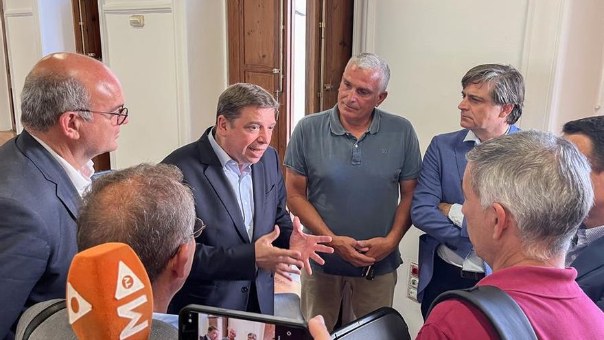 Luis Planas considera que La Palma debe centrarse ahora en la reconstrucción y reordenación agrícolas