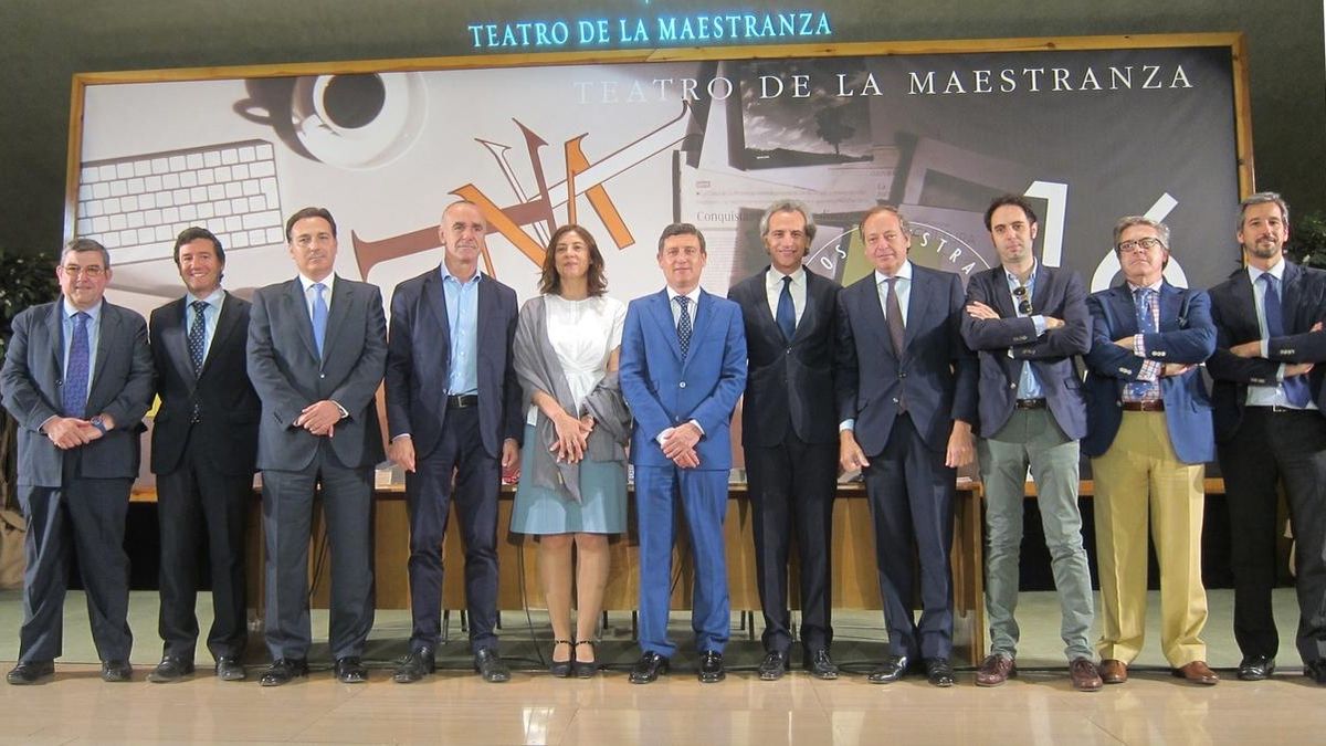 La próxima temporada del Maestranza ofrece cinco óperas y por primera vez la programación de la Bienal