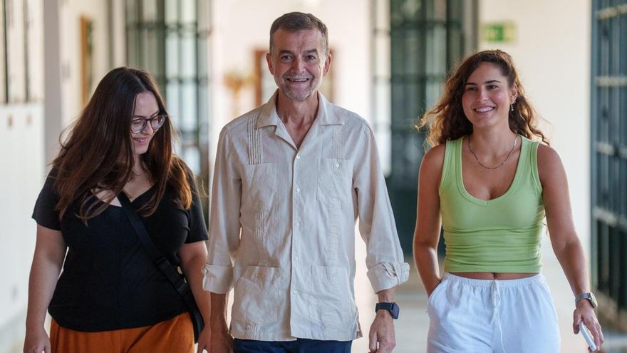 Maíllo celebra el "giro" de Irene Montero para elegir al candidato de la izquierda en primarias y plantea crear un censo común