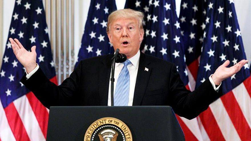 La NBC retira de emisión el anuncio antiinmigración de Trump por "insensible"