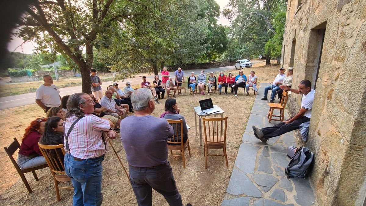 Tras el fuego, la autoprotección: así se cuidan de los incendios los vecinos de un pequeño pueblo de Zamora