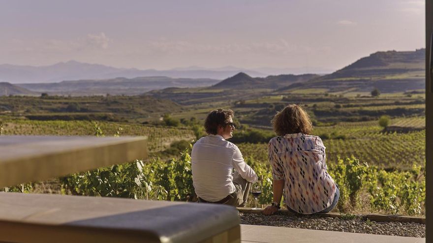 Alava, flee to the land of wine