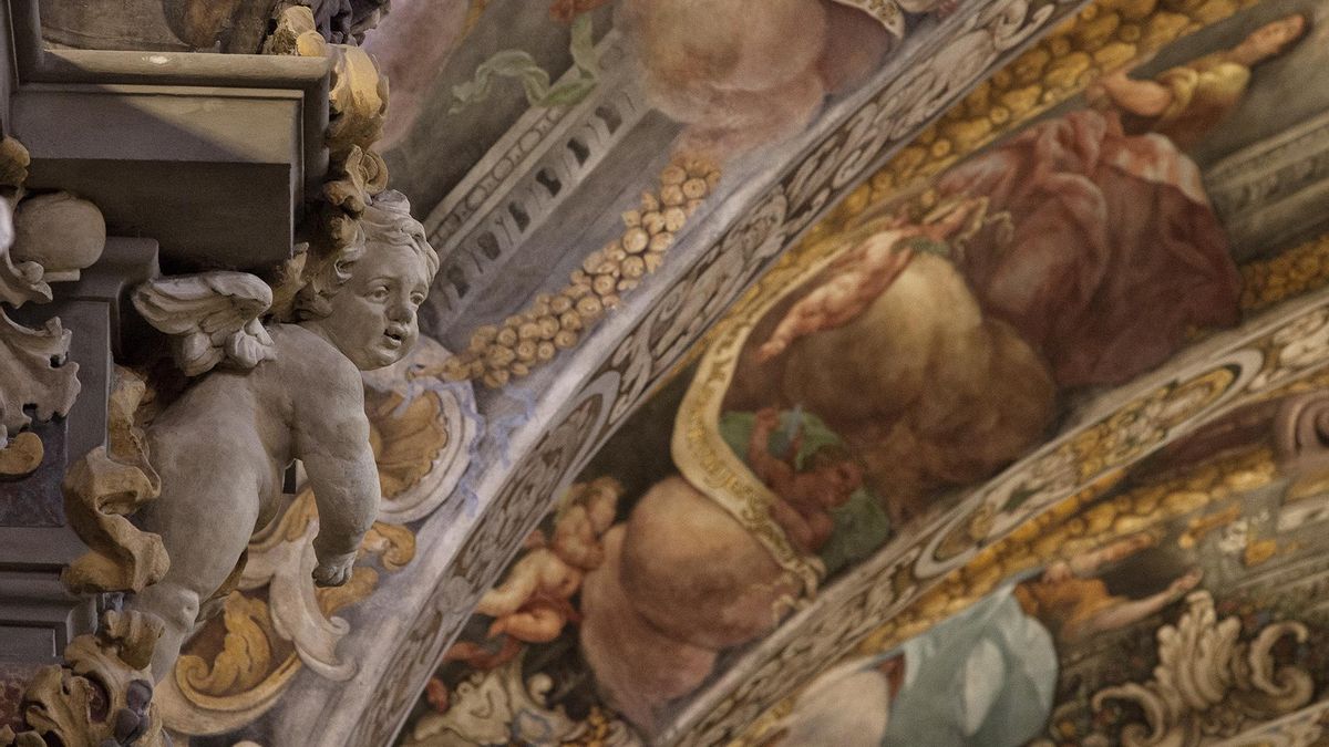 Interior de la Iglesia de San Nicolás en Valencia