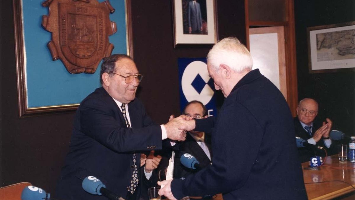 Nombramiento de Paco Gento como Hijo Predilecto de Astillero