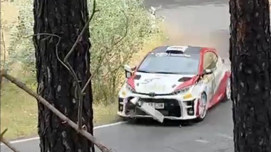 Jose Mari Ponce, candidato al Cabildo por Unidos por Gran Canaria, sufre un grave accidente en el Rally Islas Canarias