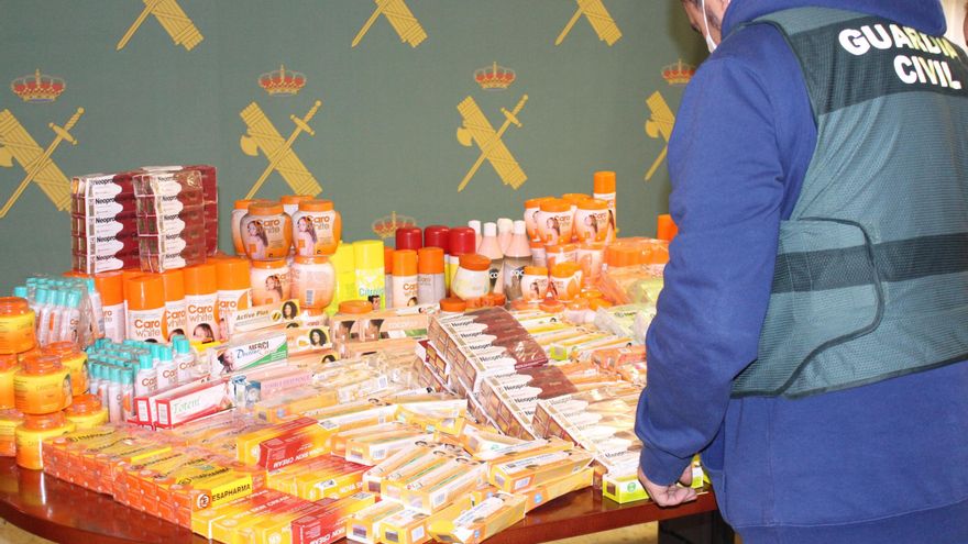 El Seprona retira 900 medicamentos ilegales en Cantabria y Vizcaya y detiene a dos personas