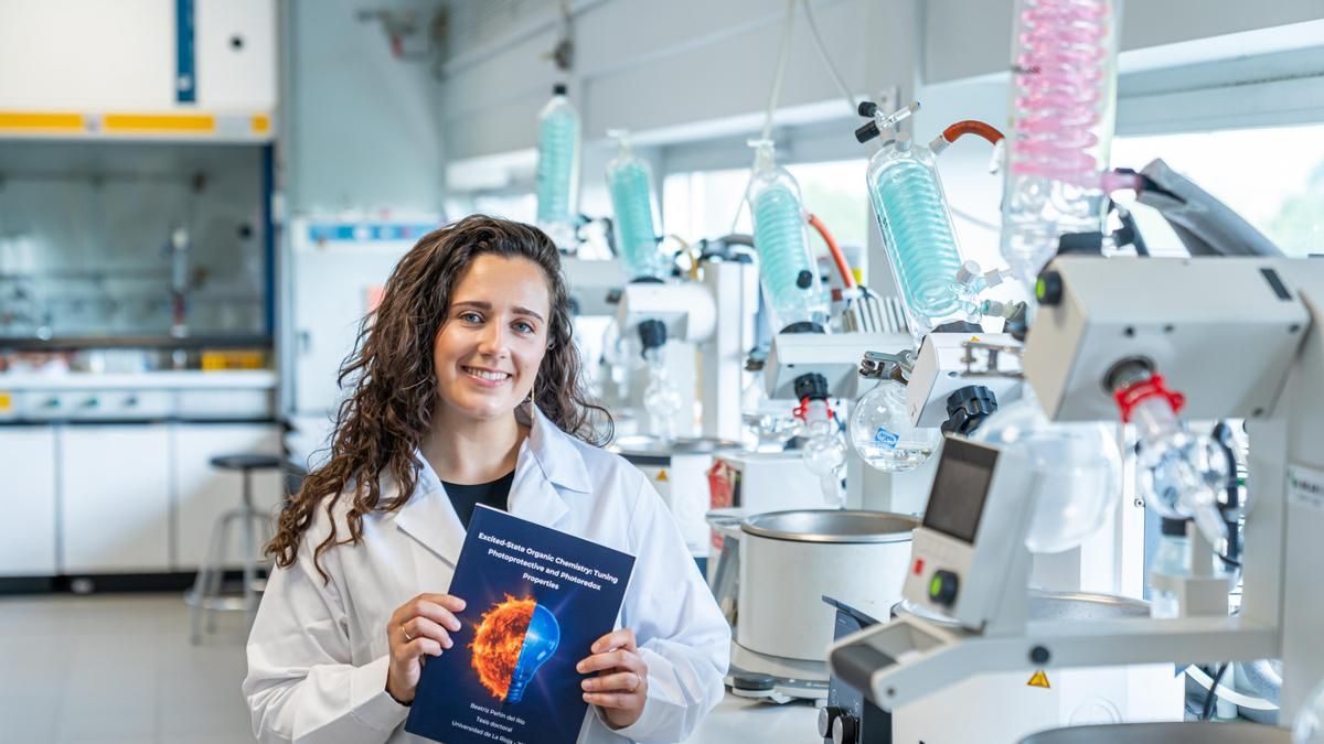 Diseñan en la UR nuevos protectores solares de origen natural que protegen de la luz azul y respetan los ecosistemas