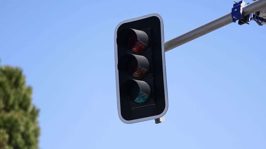 Atascos en Madrid, el Levante y el sur en la vuelta a la normalidad tras el apagón