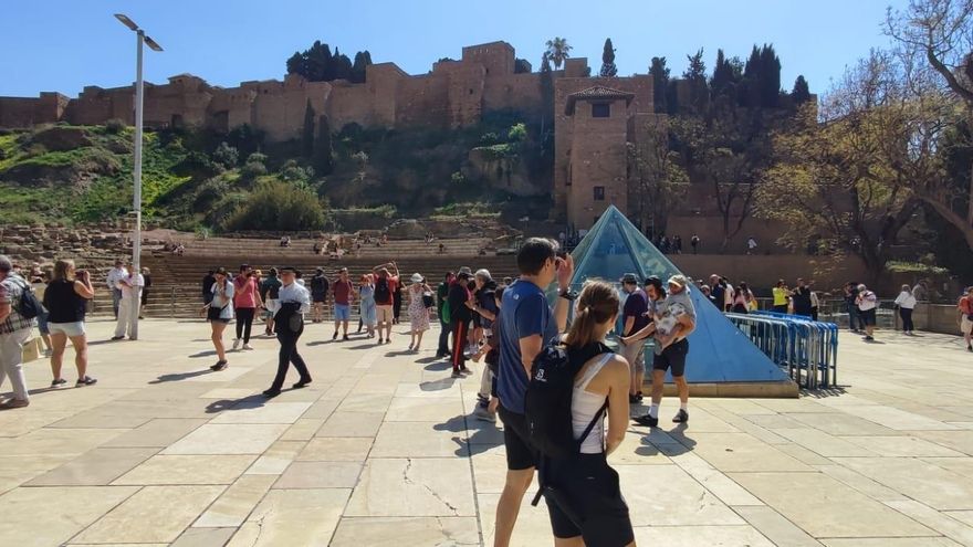 Andalucía encara un nuevo verano de récord: casi 13 millones de turistas, más de 35.000 vuelos y 9.000 millones de euros