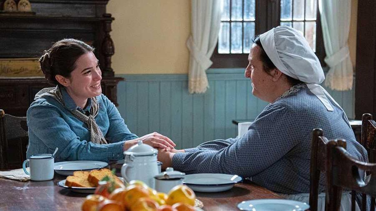Simona recibe a su hija Virtudes en 'La Promesa'