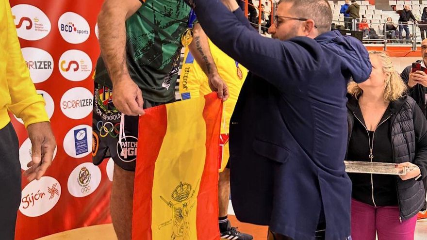 Asuntos Internos investiga a un agente de la Ertzaintza por ser instructor de lucha para la organización ultra Desokupa