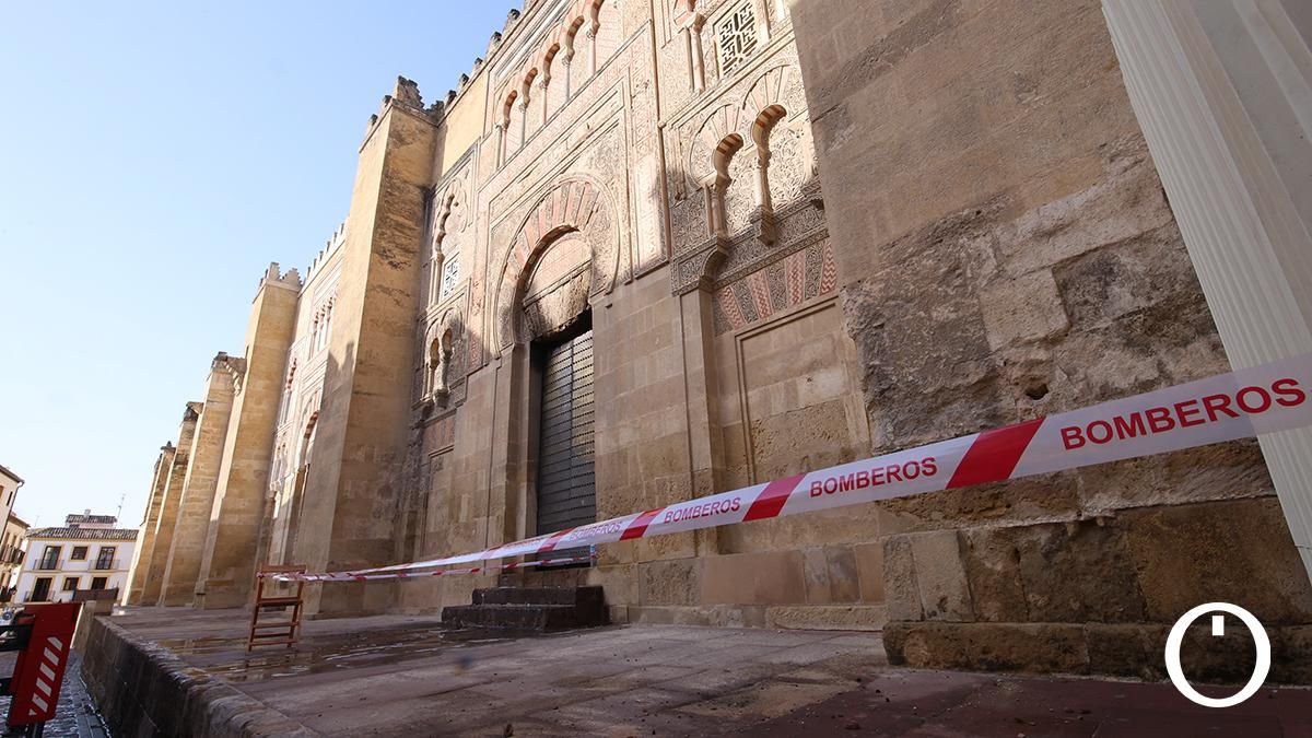 El día después del incendio en la Mezquita-Catedral, en imágenes