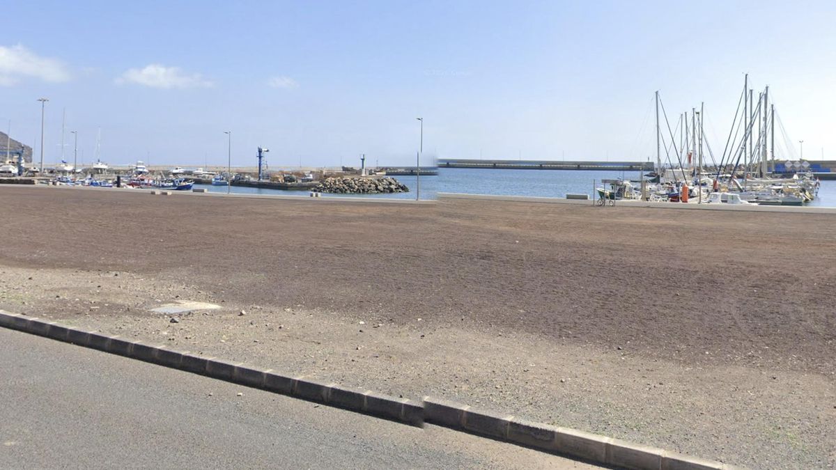 El Gobierno canario desactiva la prealerta por riesgo de contaminación marina en el puerto de Gran Tarajal