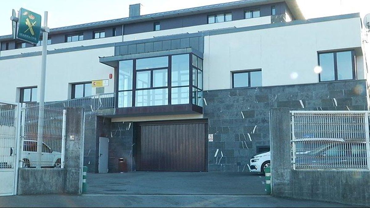 Una agente de la Guardia Civil de Llanes muere asesinada en un tiroteo en el cuartel