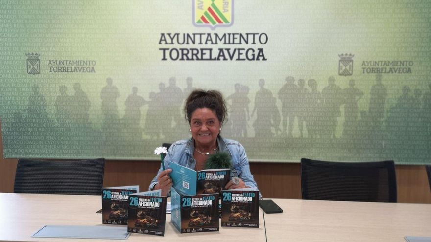 La concejal de Cultura, Esther Vélez, ha presentado el 26 Festival de Teatro Aficionado de Torrelavega,