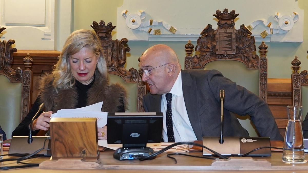 PP y Vox votan contra la restitución de las víctimas de violencia machista en el protocolo de vivienda pública de Valladolid en medio de una bronca