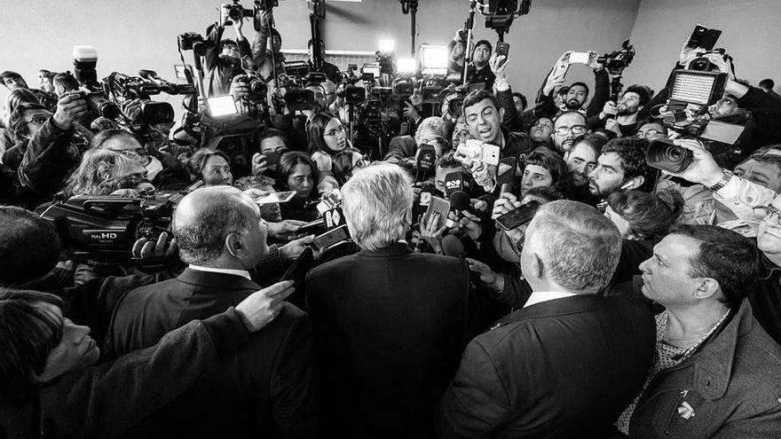 La urgencia de las vacunas desata guerra de precios, lobby empresario y leyes a pedido