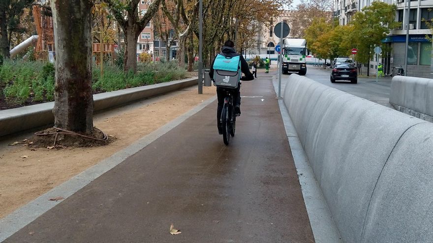 Carril bici de bajada desde Princesa