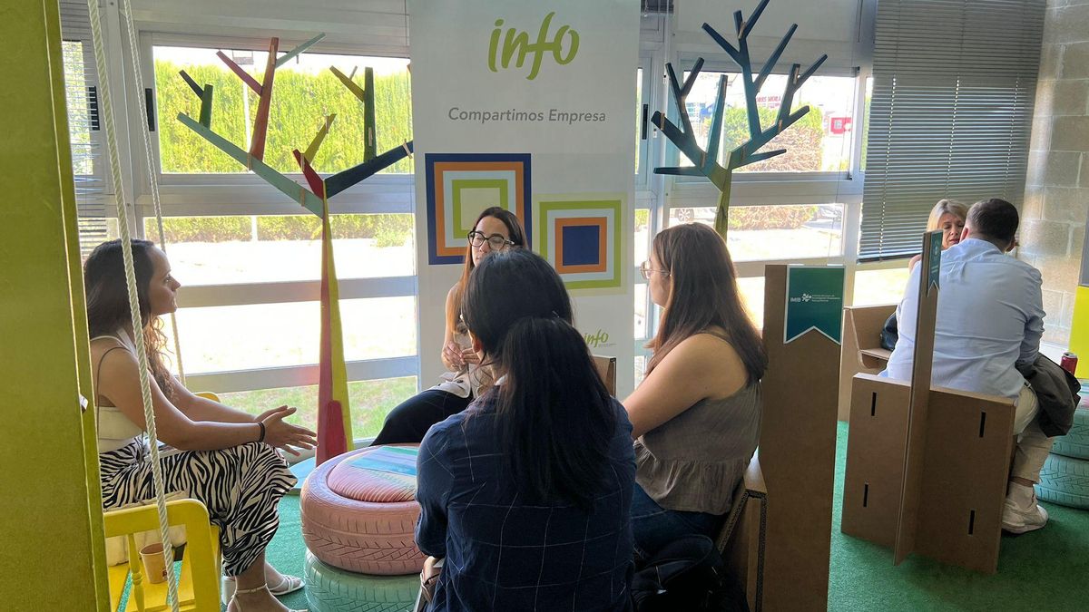 Grupo de trabajo durante la jornada 'Impulso al Ecosistema Biotecnológico de la Región de Murcia'