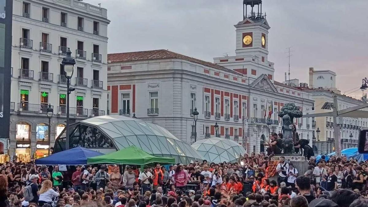 La asamblea de Sol pide una huelga general por la vivienda: "Esto ya va más allá de Maricarmen o un decreto"