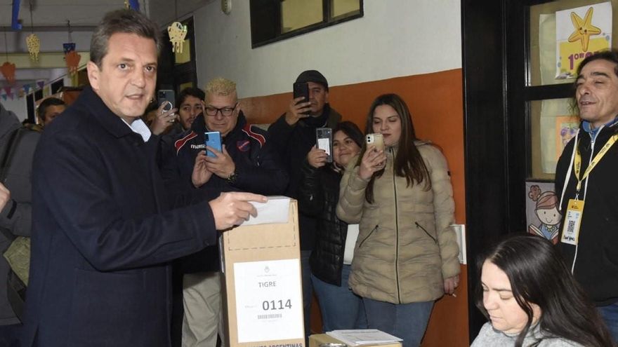 Sergio Massa ya votó en Tigre y pidió a la gente que vaya a las urnas: "Es muy importante"