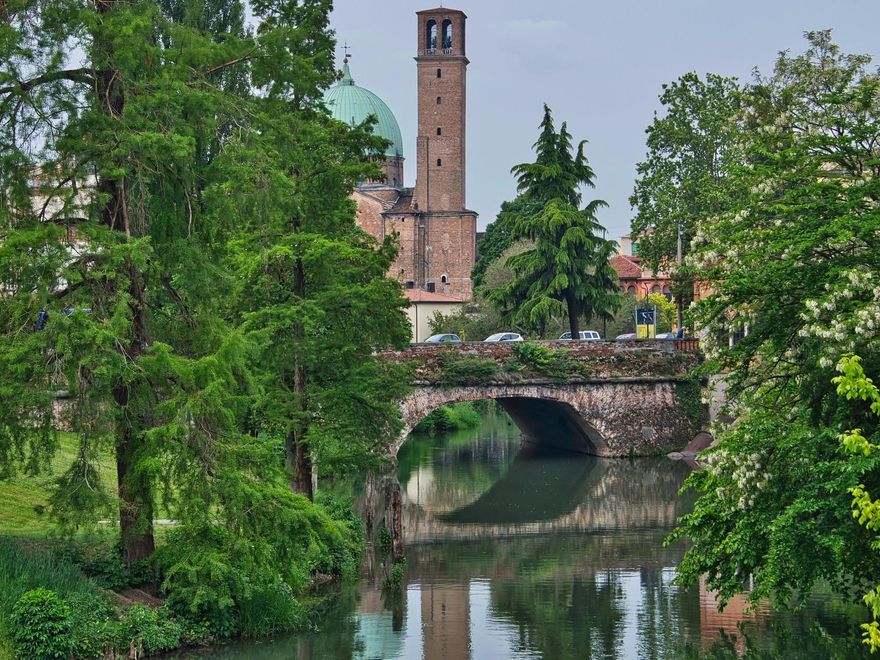Torre de Santa María del Carmine en Padua.