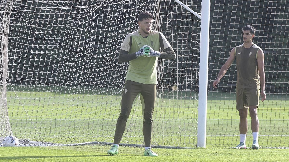Entrenamiento del pretemporada del Córdoba CF a puerta abierta
