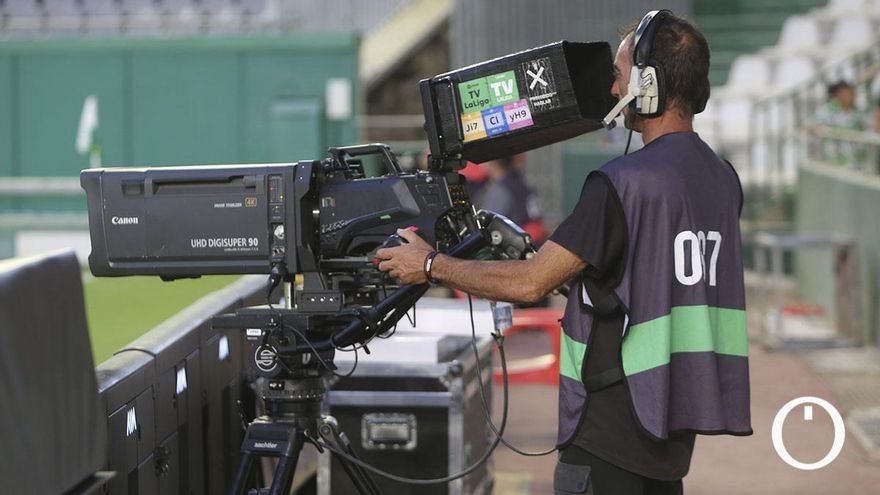 Horario y dónde ver por televisión el SD Huesca - Córdoba CF