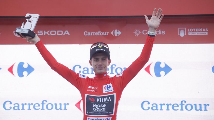 La historia del maillot rojo de la Vuelta a España: en busca de su seña de identidad