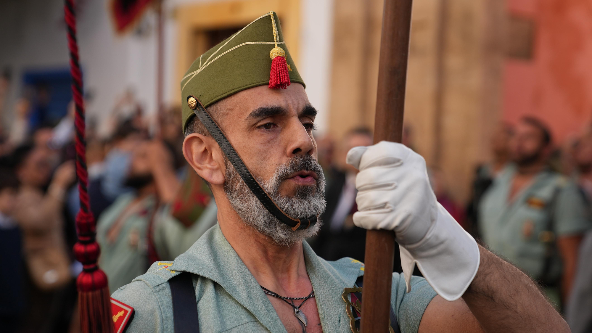 El vía crucis de La Caridad, en imágenes