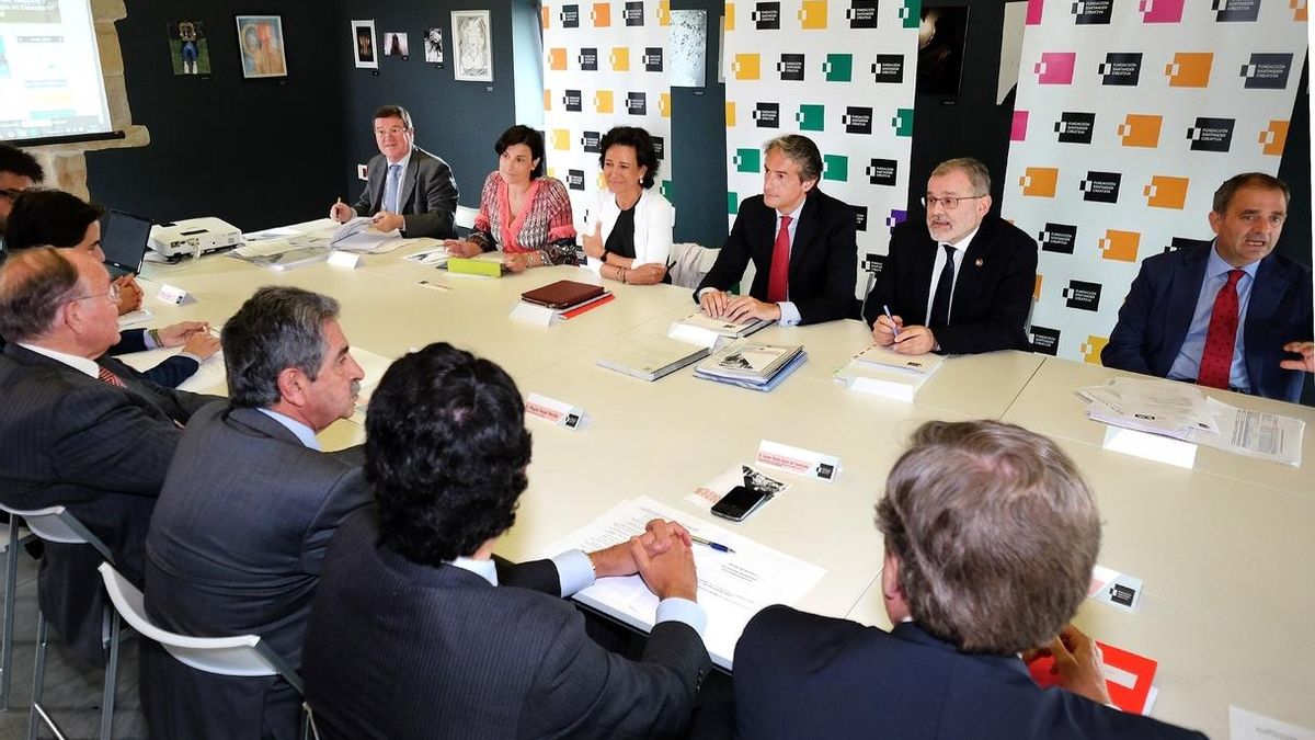 Reunión del patronato de la Fundación Santander Creativa en 2015.