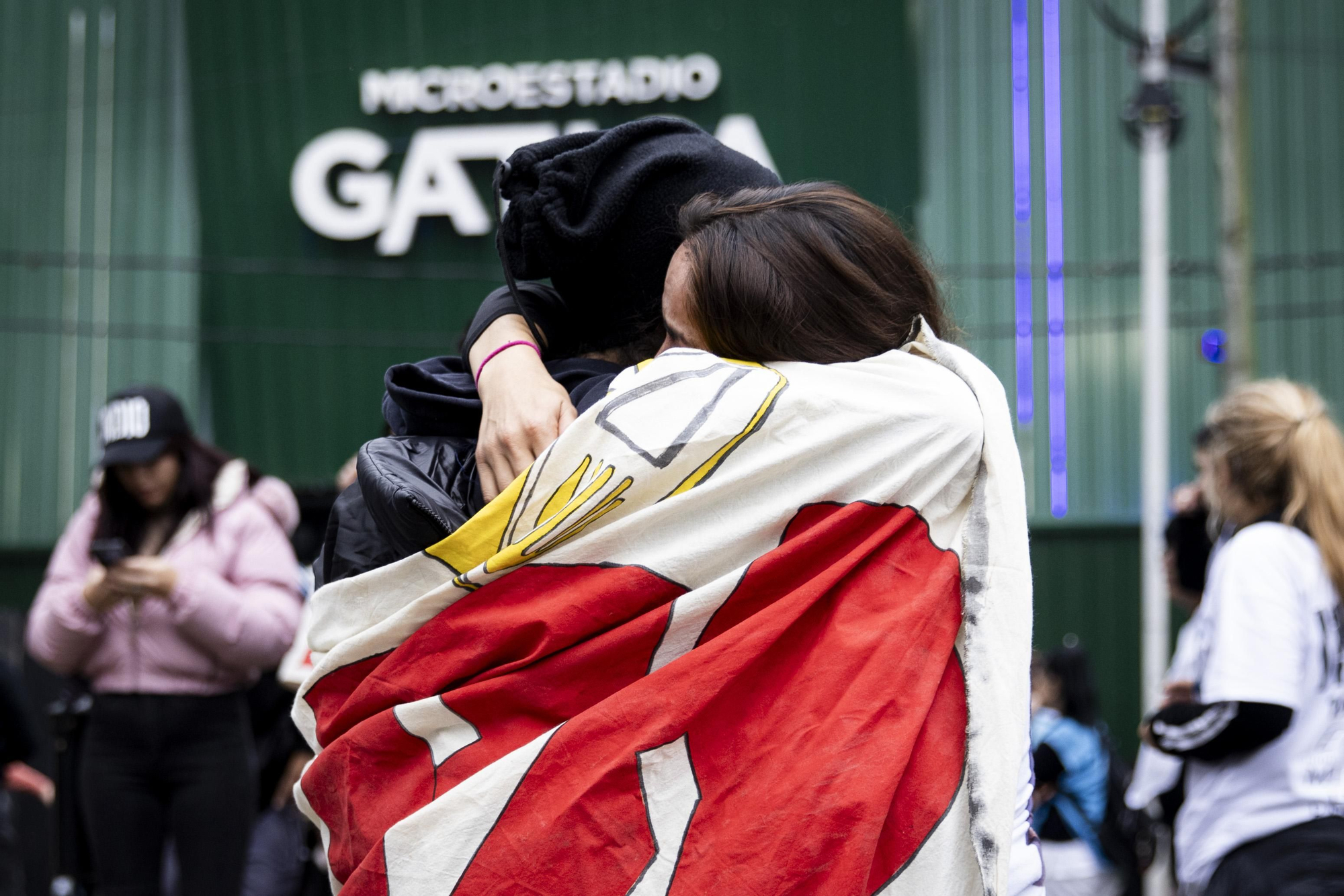 Emoción, respeto, homenajes y un eterno "gracias": la despedida al Indio Solari, en fotos