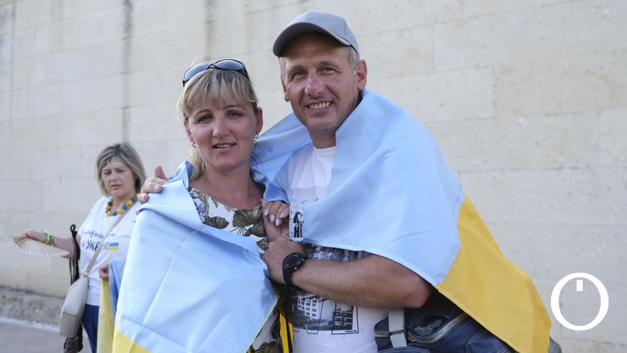 Cadena humana de ucranianos por el Día de la independencia de Ucrania y agradecimiento a Córdoba