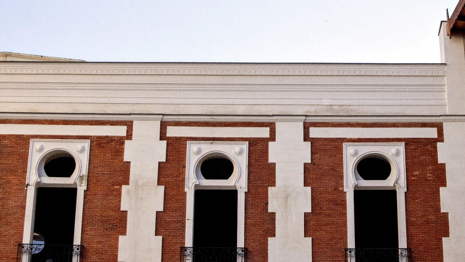 Daños por humedad en el centenario Beti-Jai, la capilla sixtina de la pelota vasca