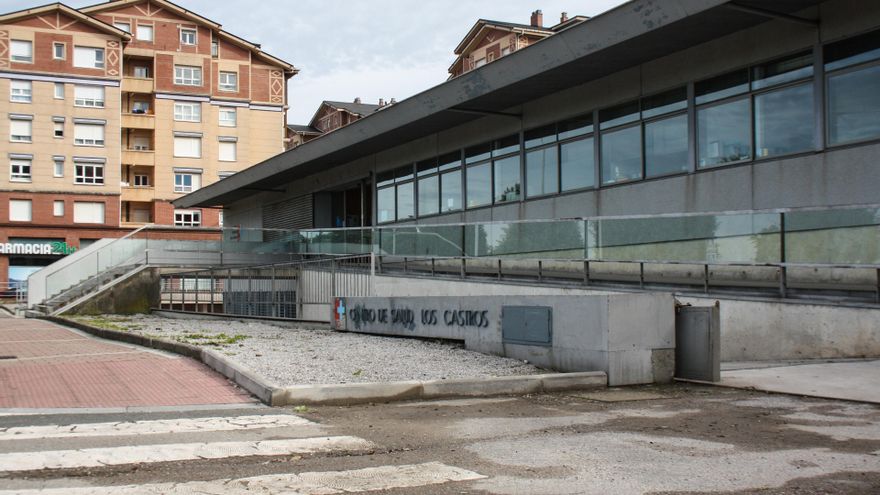 Pascual asegura que la asistencia sanitaria en Cantabria transcurre sin "muchas incidencias" este verano pese a doblar población