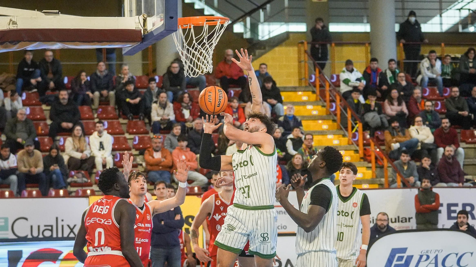 Coto Córdoba CB - Cultural y Deportiva Leonesa.