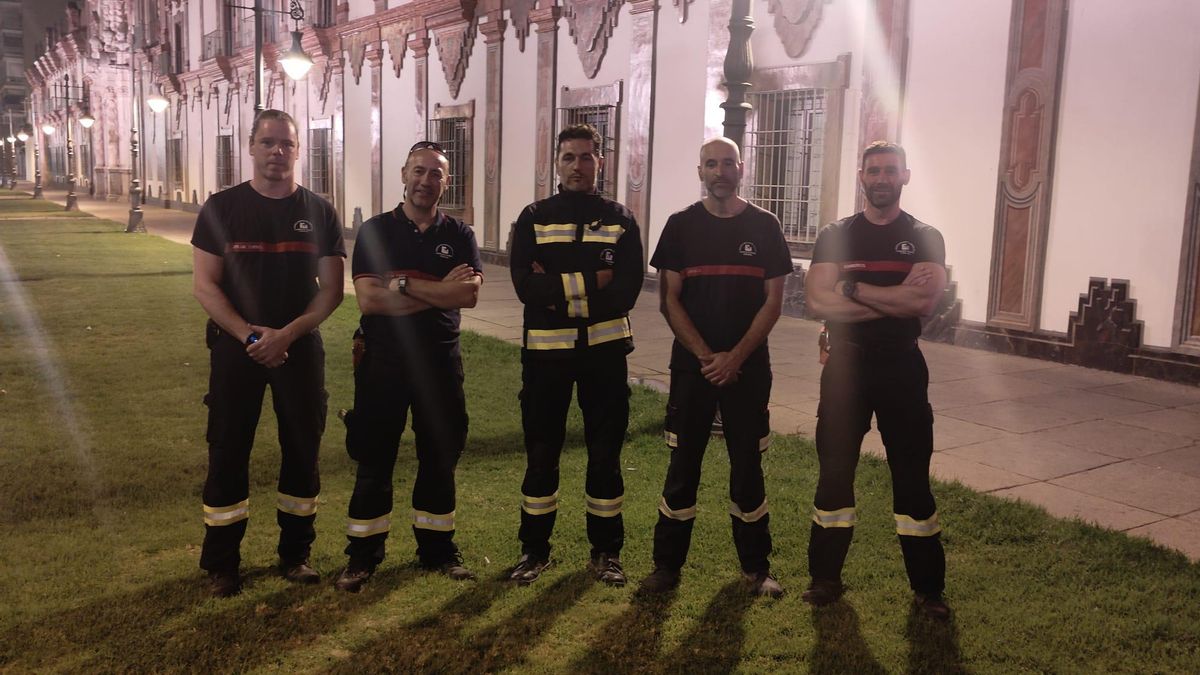 Los bomberos que han partido hacia Ávila.