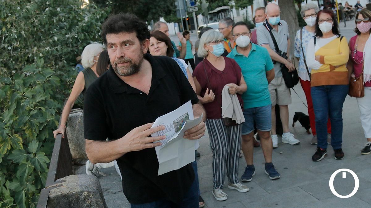 'Paseo crítico' de la plataforma 'Por un Río Vivo' por el Guadalquivir