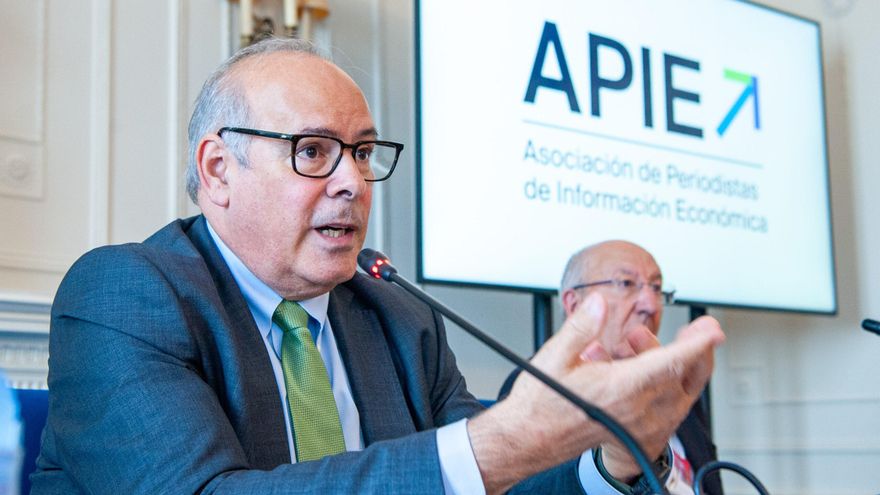 Iberdrola ve "razonable" abrir a la competencia el negocio de Red Eléctrica: "No es ir contra nadie"
