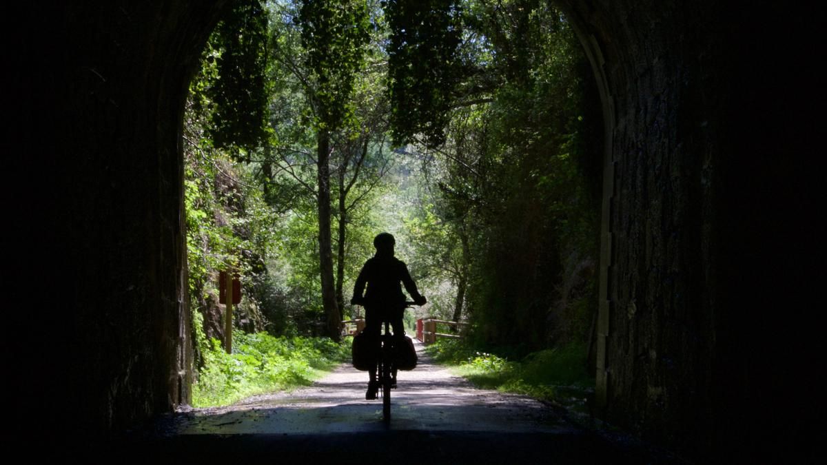 Salida de un túnel de la vía verde