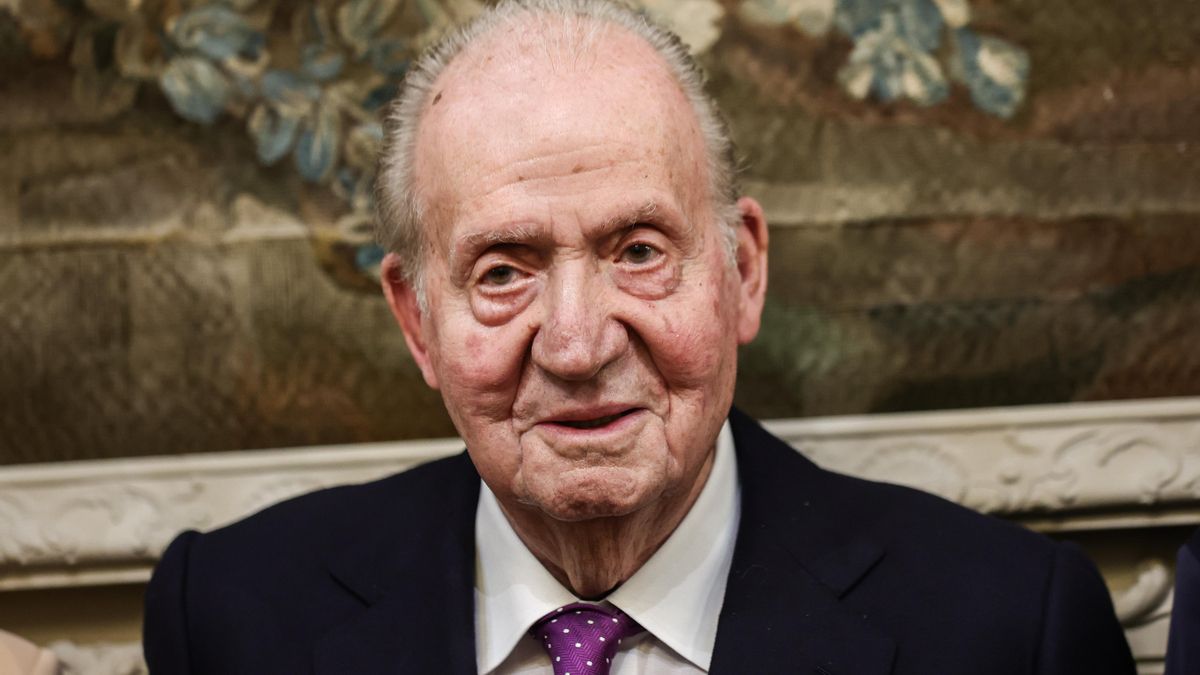 Juan Carlos I carga contra Sánchez en 'Le Figaro': "Con el Gobierno actual las cosas deben ser muy difíciles para mi hijo"