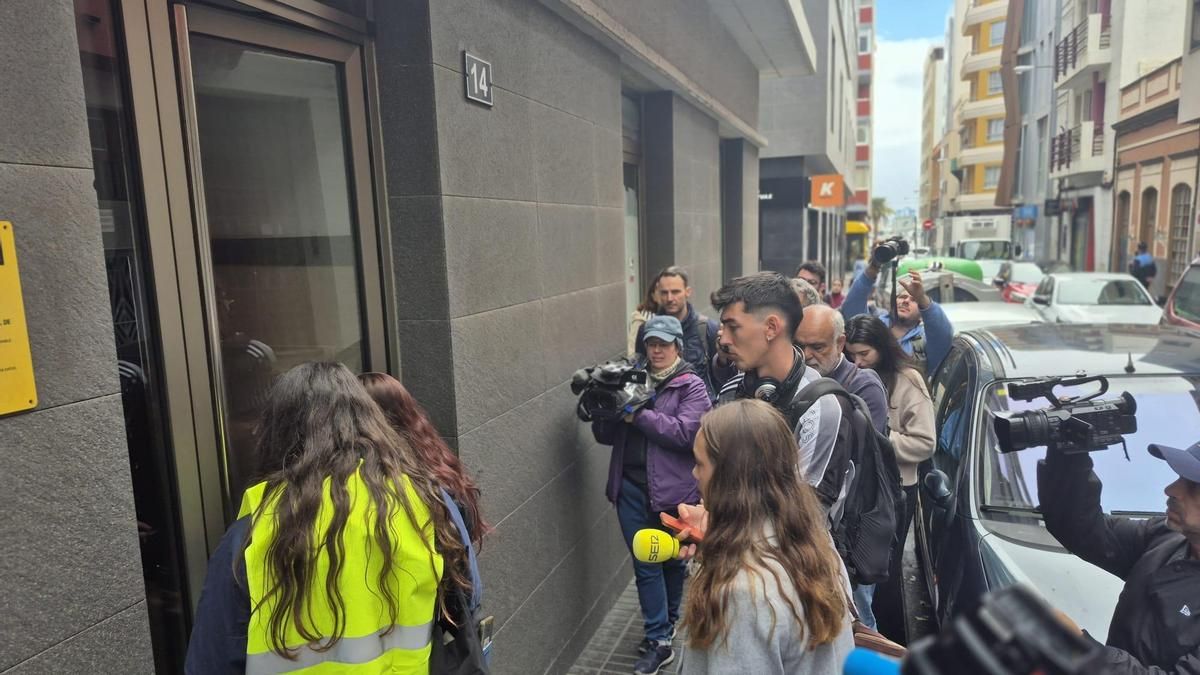 Los colectivos canarios no aflojan un punto: no aceptarán un decreto de vivienda “para apagar las calles”