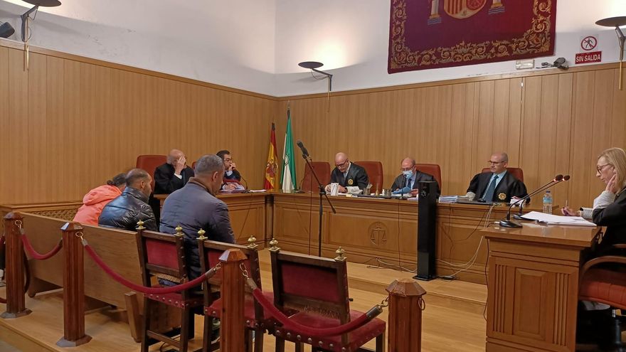 Archivo - Imagen de un juicio en la Audiencia de Granada. Archivo.
